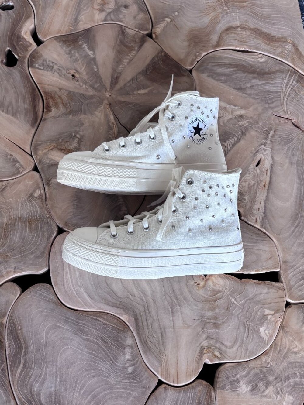 Converse Chuck Taylor All Star Lift Platform Hi Gems- Size 7.5 Womens